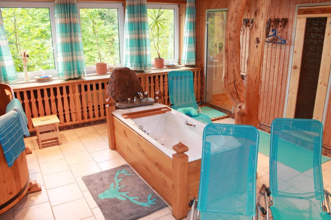 Landhotel Untere Kapfenhardter Muehle Unterreichenbach Екстериор снимка