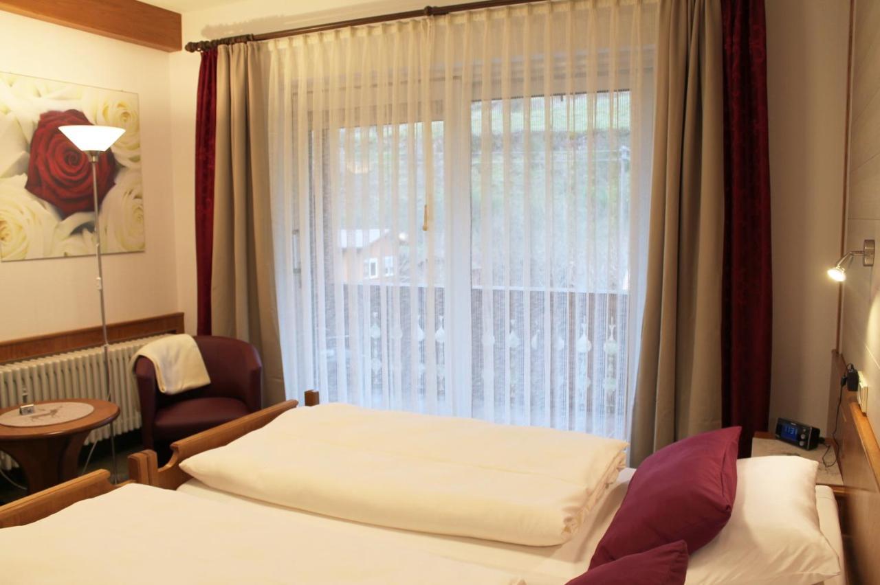 Landhotel Untere Kapfenhardter Muehle Unterreichenbach Екстериор снимка