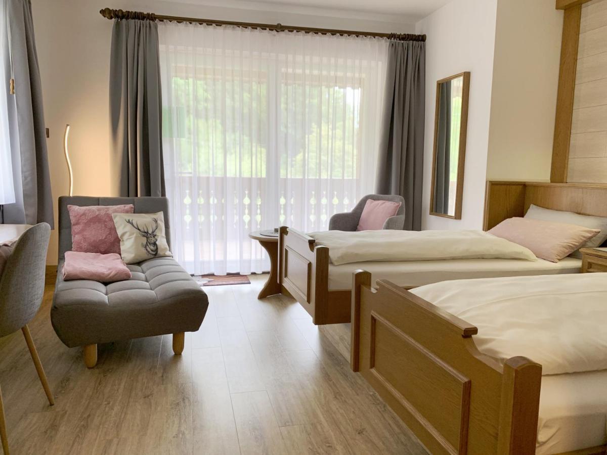 Landhotel Untere Kapfenhardter Muehle Unterreichenbach Екстериор снимка