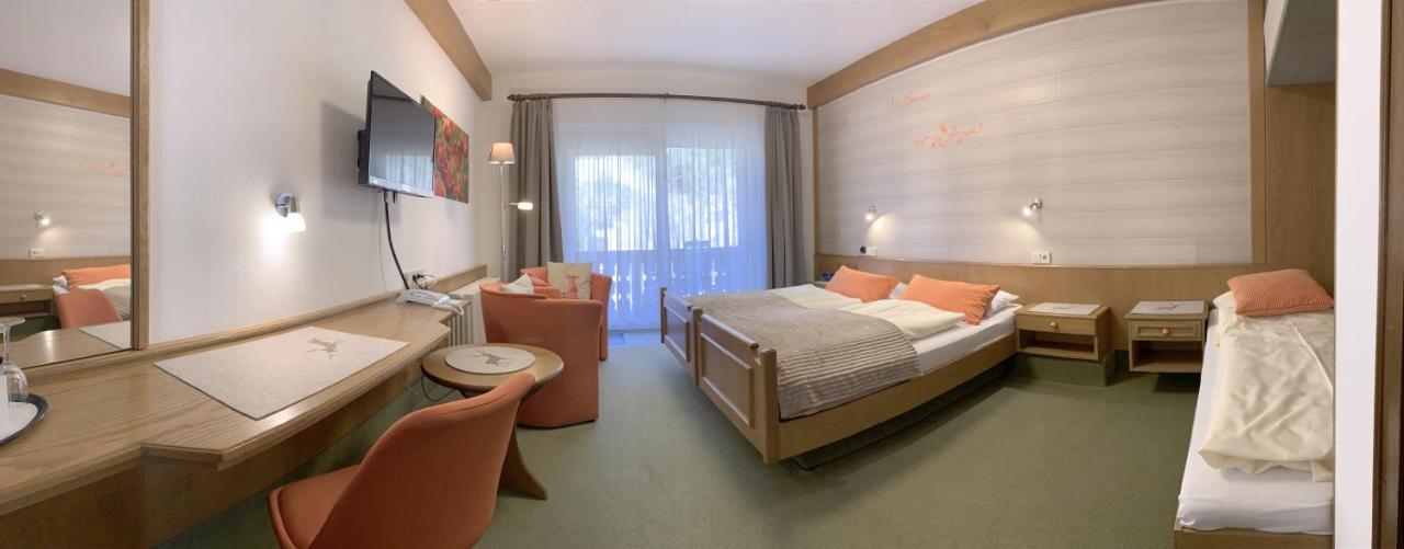 Landhotel Untere Kapfenhardter Muehle Unterreichenbach Екстериор снимка