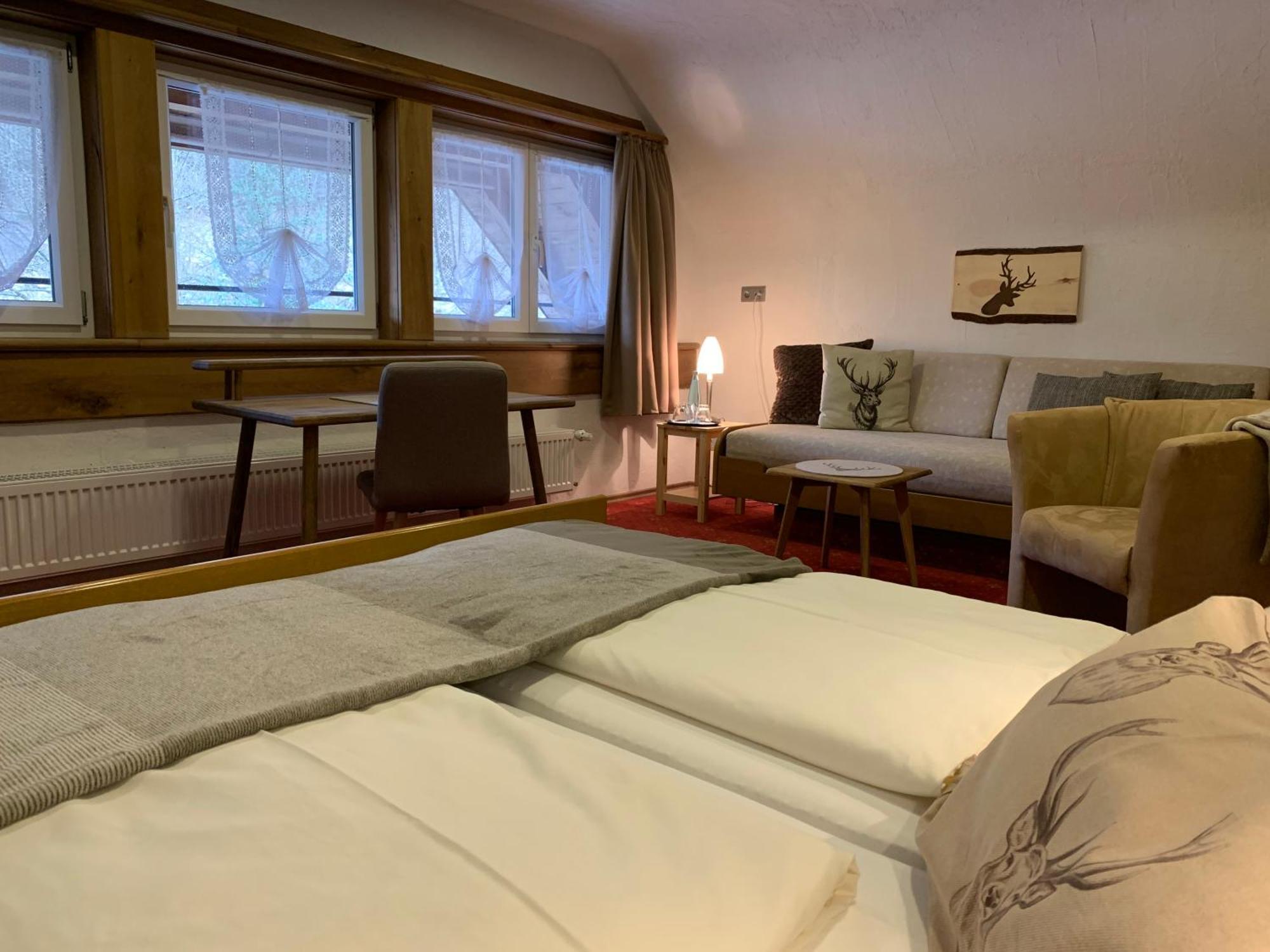 Landhotel Untere Kapfenhardter Muehle Unterreichenbach Екстериор снимка