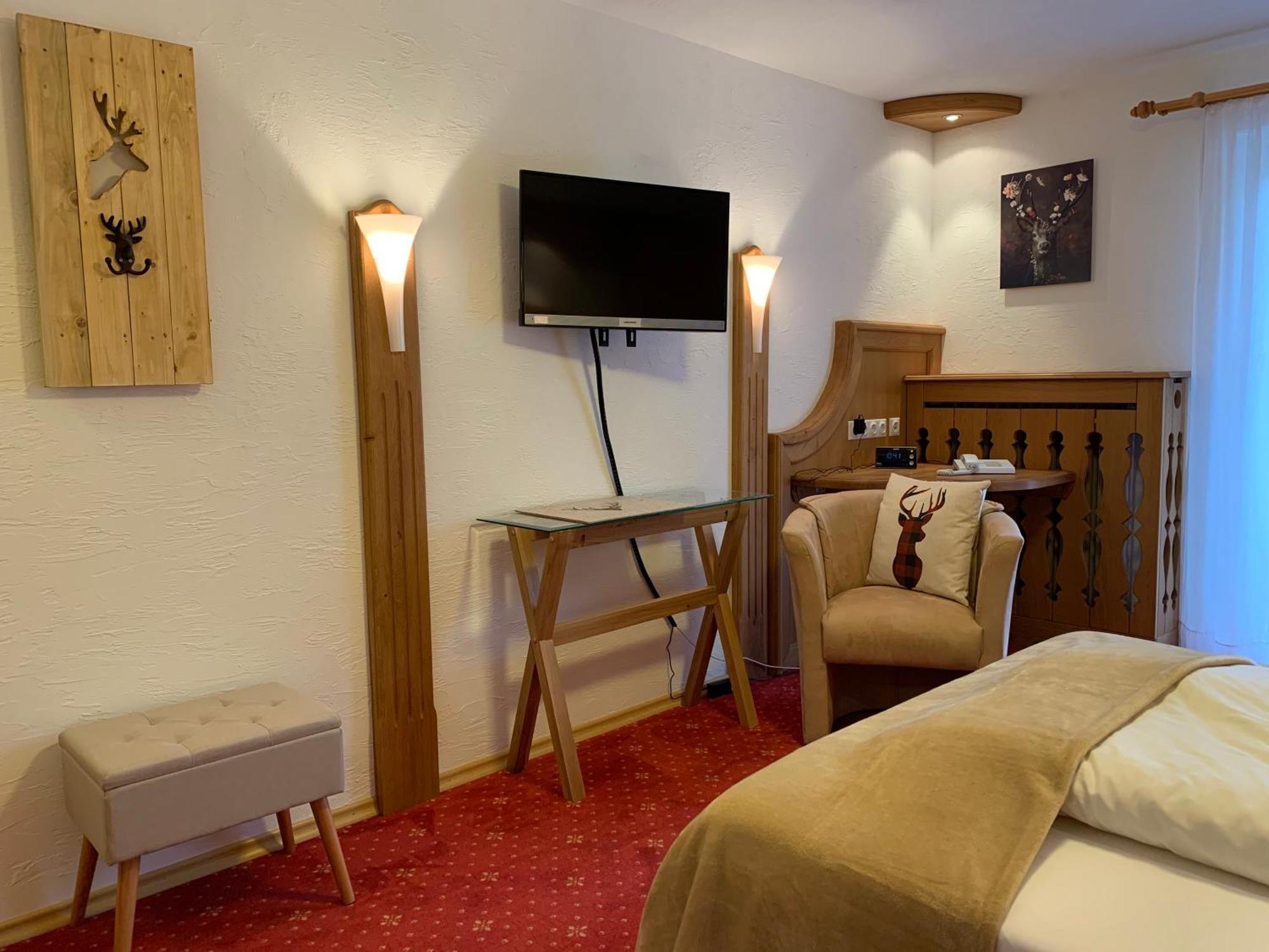 Landhotel Untere Kapfenhardter Muehle Unterreichenbach Екстериор снимка